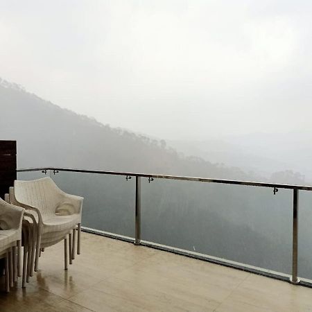 Pine Peak Villa Kasauli Eksteriør billede
