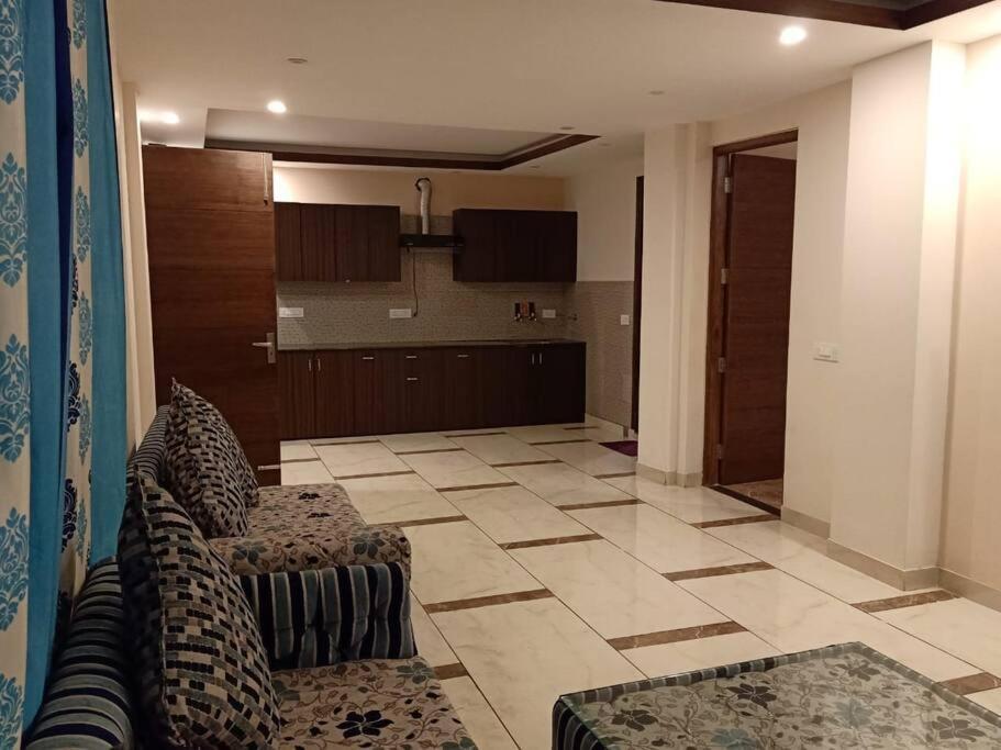 Pine Peak Villa Kasauli Eksteriør billede