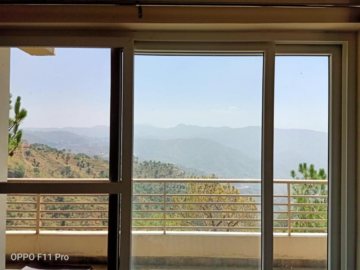 Pine Peak Villa Kasauli Eksteriør billede
